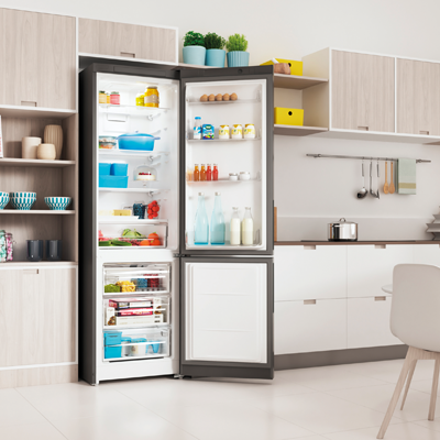 Холодильник с нижней морозильной камерой Indesit ITR 5200 S рис.11