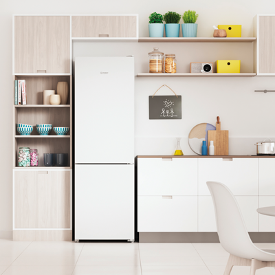 Холодильник с нижней морозильной камерой Indesit ITD 4180 W рис.11