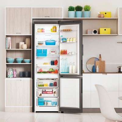 Холодильник с нижней морозильной камерой Indesit ITR 5200 S рис.10