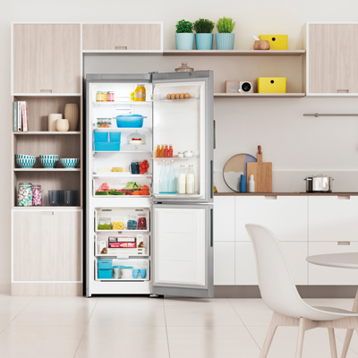Холодильник с нижней морозильной камерой Indesit ITR 5180 S рис.9