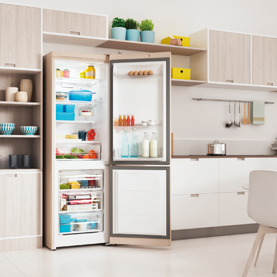 Холодильник с нижней морозильной камерой Indesit ITR 5180 E рис.11
