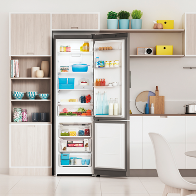 Холодильник с нижней морозильной камерой Indesit ITS 5200 X рис.31