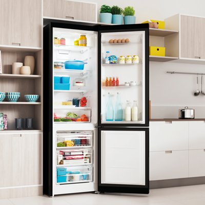 Холодильник с нижней морозильной камерой Indesit ITR 5200 B рис.11